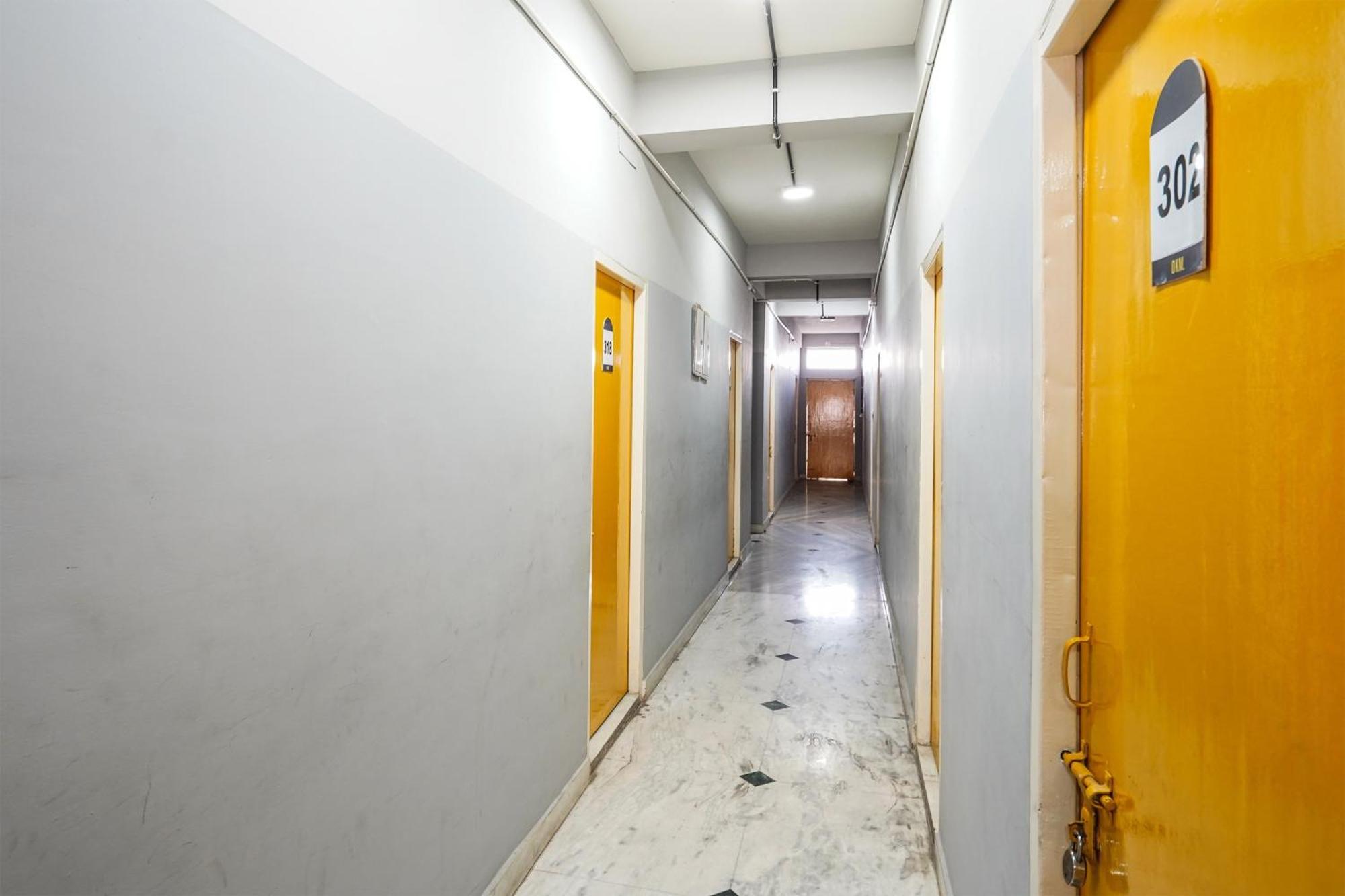 Hotel O Aryan Home Stay Dehradun Esterno foto