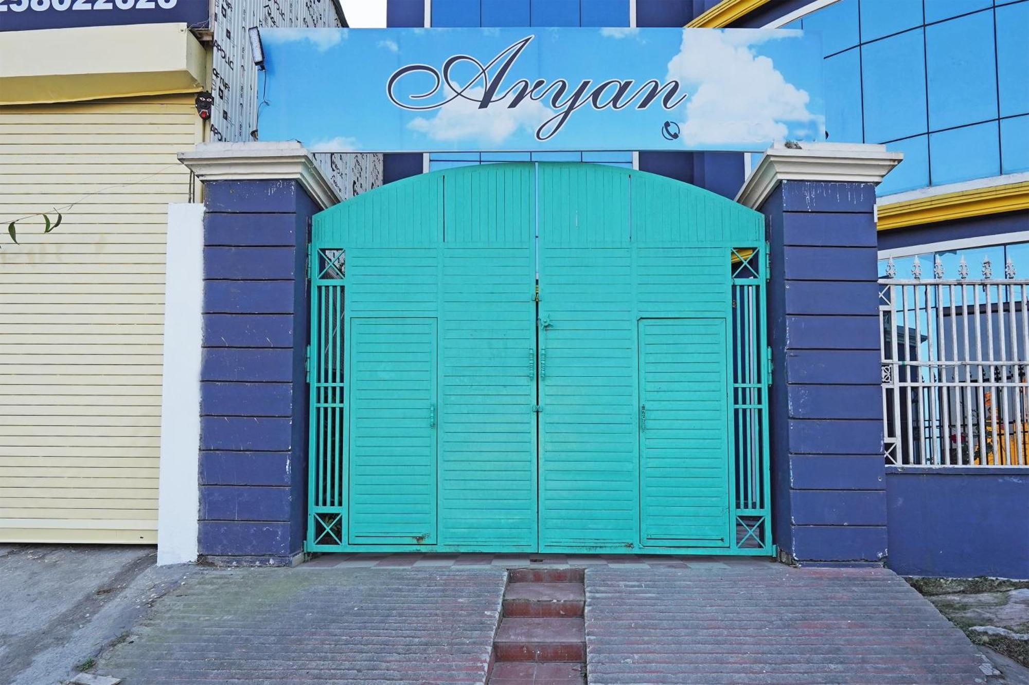 Hotel O Aryan Home Stay Dehradun Esterno foto