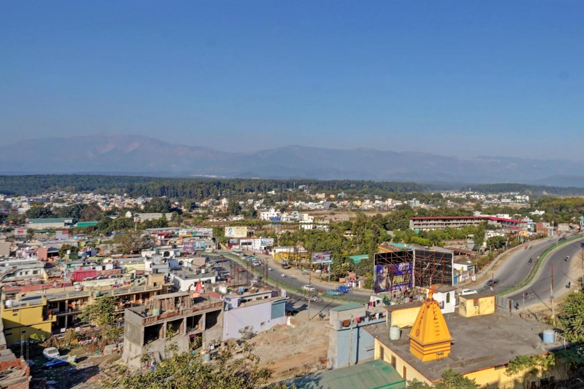 Hotel O Aryan Home Stay Dehradun Esterno foto