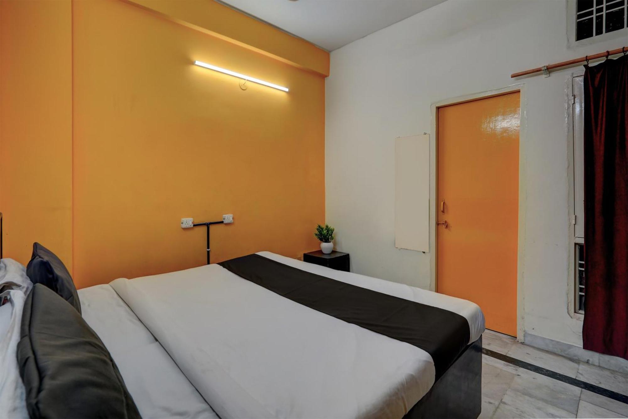 Hotel O Aryan Home Stay Dehradun Esterno foto