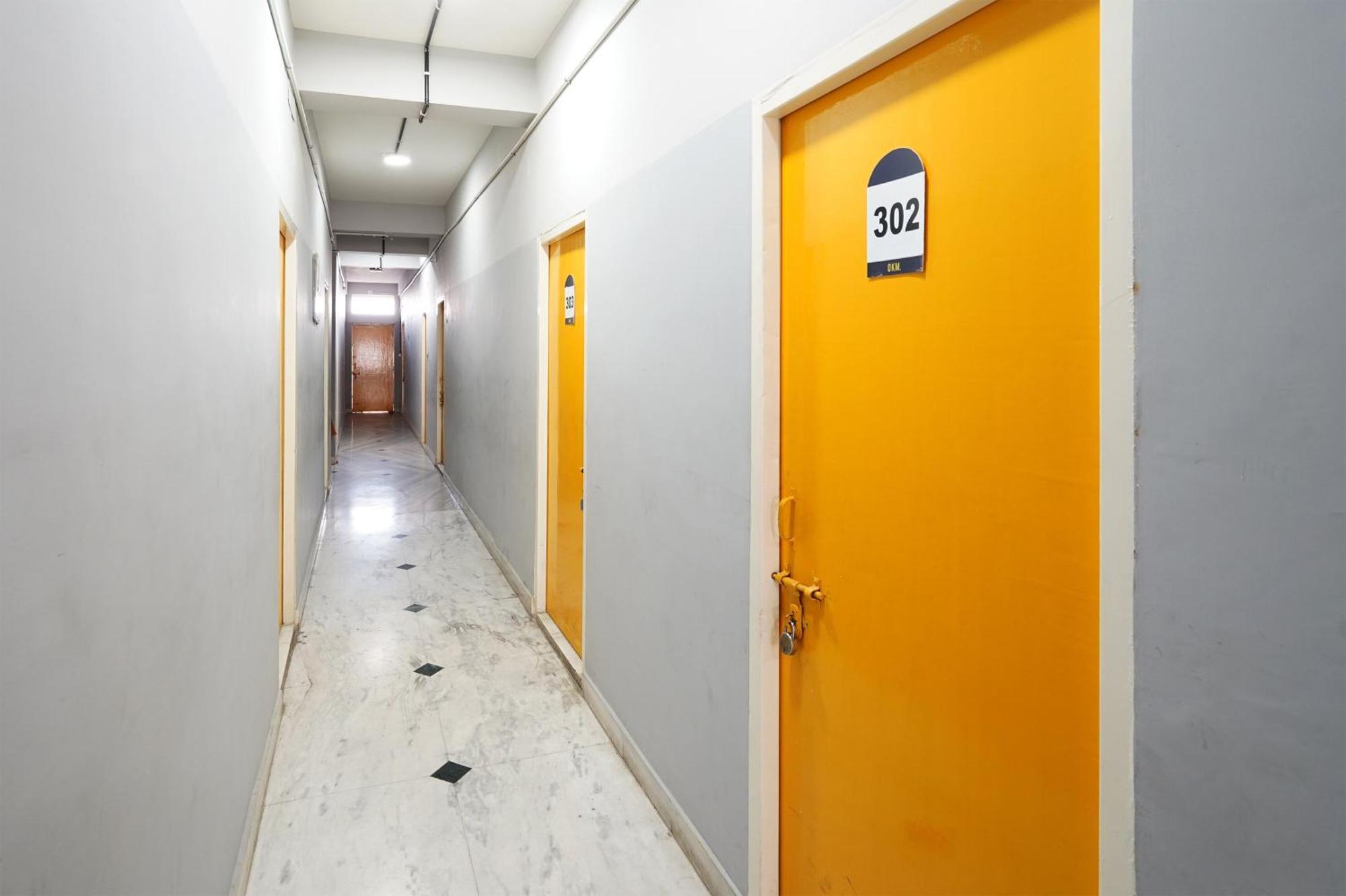 Hotel O Aryan Home Stay Dehradun Esterno foto